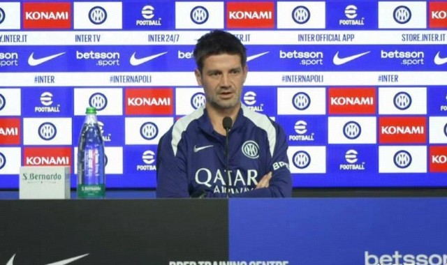 国米压力持续！2-2那不勒斯遇强则弱，接下来咋打阿森纳多特