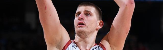 九游体育APP-40分27篮板10助攻！约基奇轰出上古神兽数据