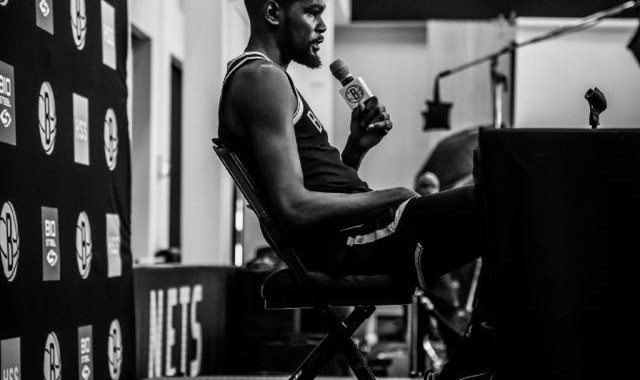 九游体育APP-篮网媒体日（上）：KD认可夏季运作 欧文迎救赎一季